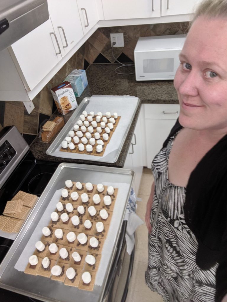 Baked Smores » RecipeCollage.com » September 15, 2025