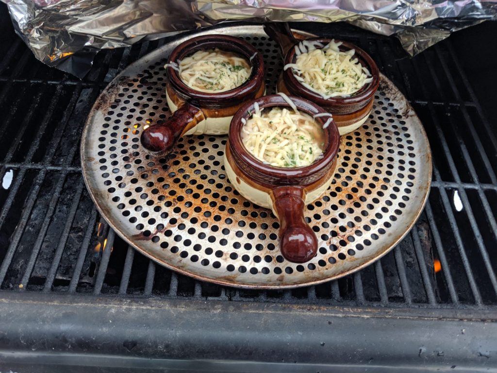 Stovetop & BBQ french Onion soup » RecipeCollage.com » September 14, 2025