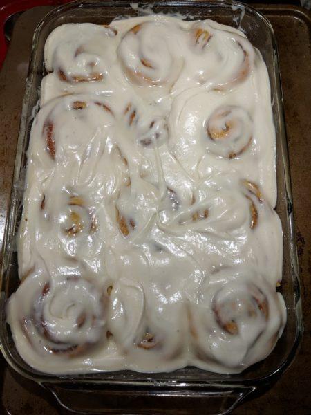 cinnamon buns with icing