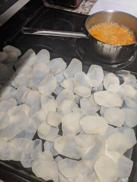 Sweet & White Potato Chips » RecipeCollage.com » September 15, 2025