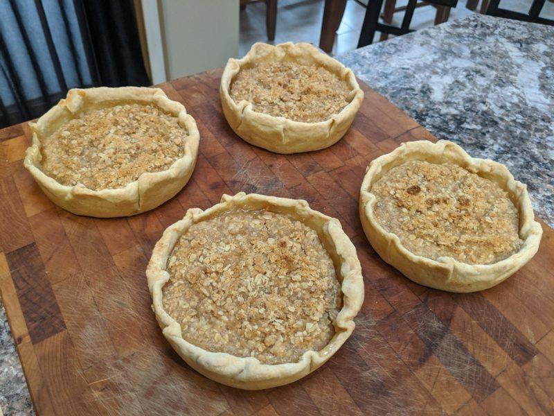 Pear & Apricot Pie Crumbles » RecipeCollage.com » September 15, 2025