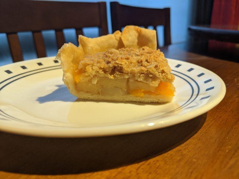 Pear & Apricot Pie Crumbles » RecipeCollage.com » September 15, 2025