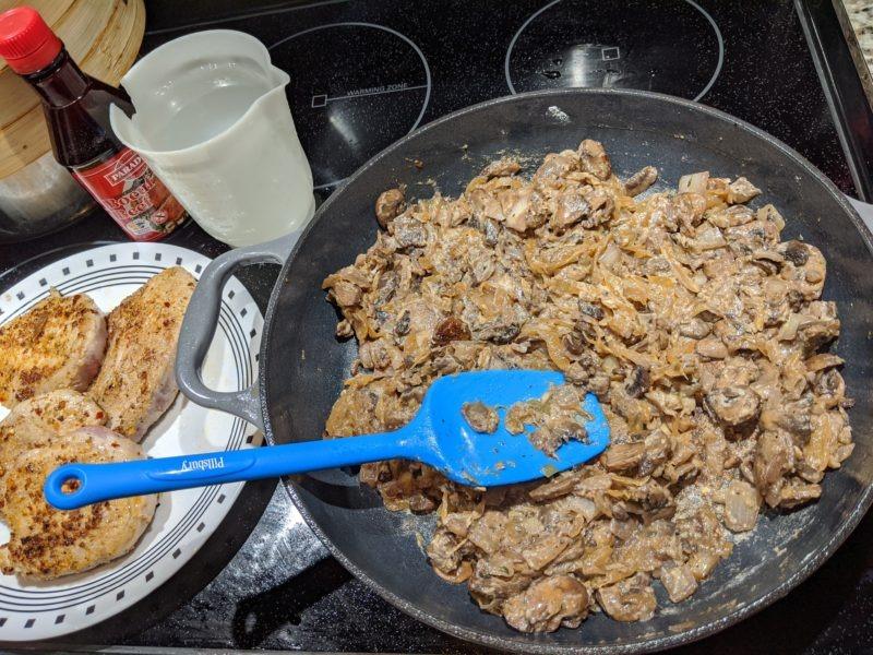 Mushroom & Onion Gravy with pork chops » RecipeCollage.com » September 15, 2025