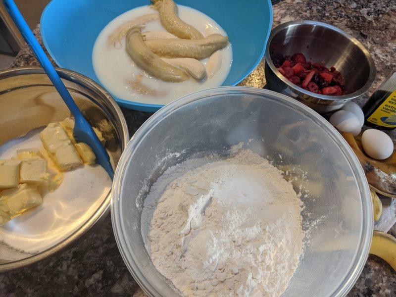 Fruity & Nutty Banana Bread » RecipeCollage.com » September 15, 2025