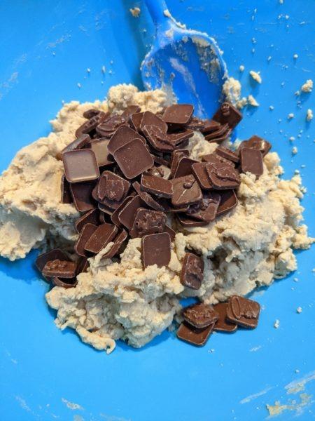 Chocolate Chunk Cookies » RecipeCollage.com » September 15, 2025