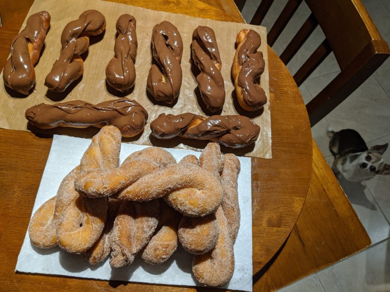 Donut Tresse » RecipeCollage.com » September 15, 2025