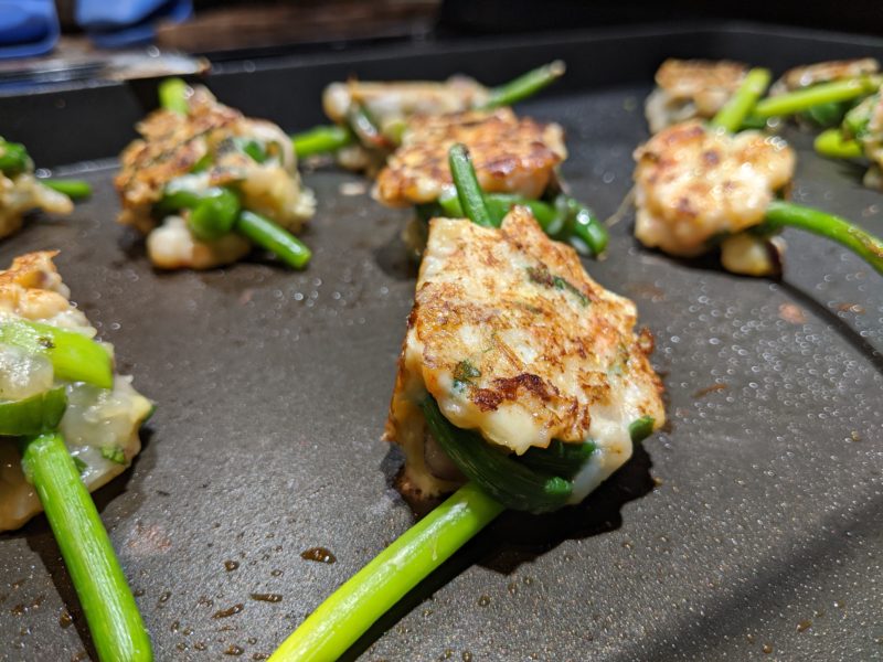 Shrimp Knots » RecipeCollage.com » September 17, 2025
