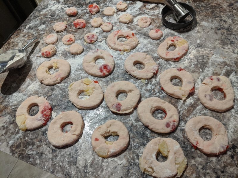 Pineapple Cherry Donuts » RecipeCollage.com » September 15, 2025
