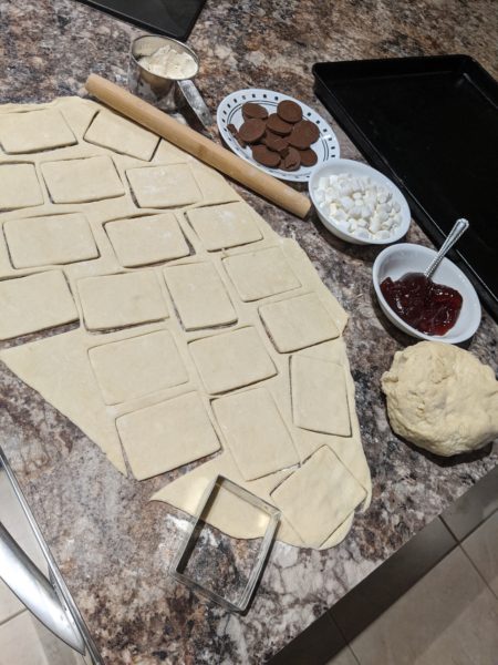 Strawberry Poptarts » RecipeCollage.com » September 15, 2025