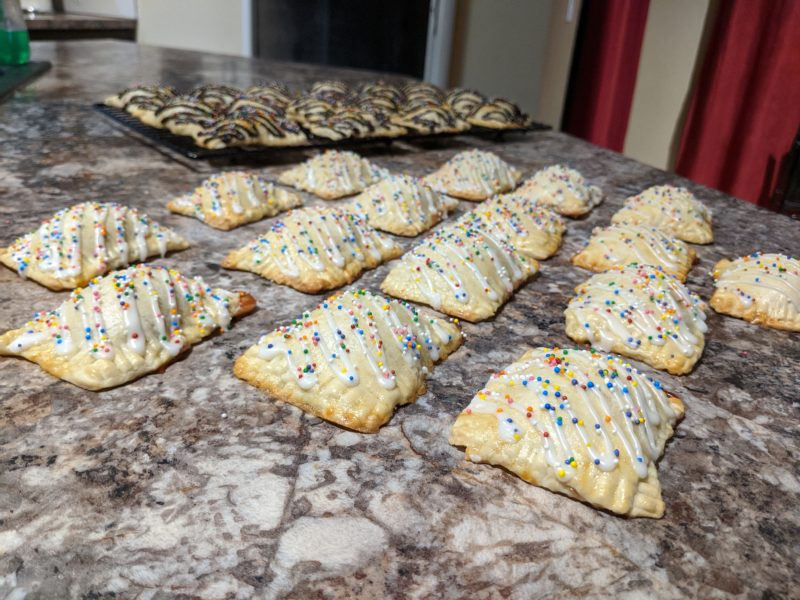 Strawberry Poptarts » RecipeCollage.com » September 15, 2025