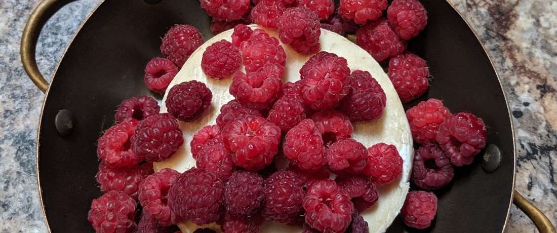 Home » RecipeCollage.com Baked Brie with Raspberries