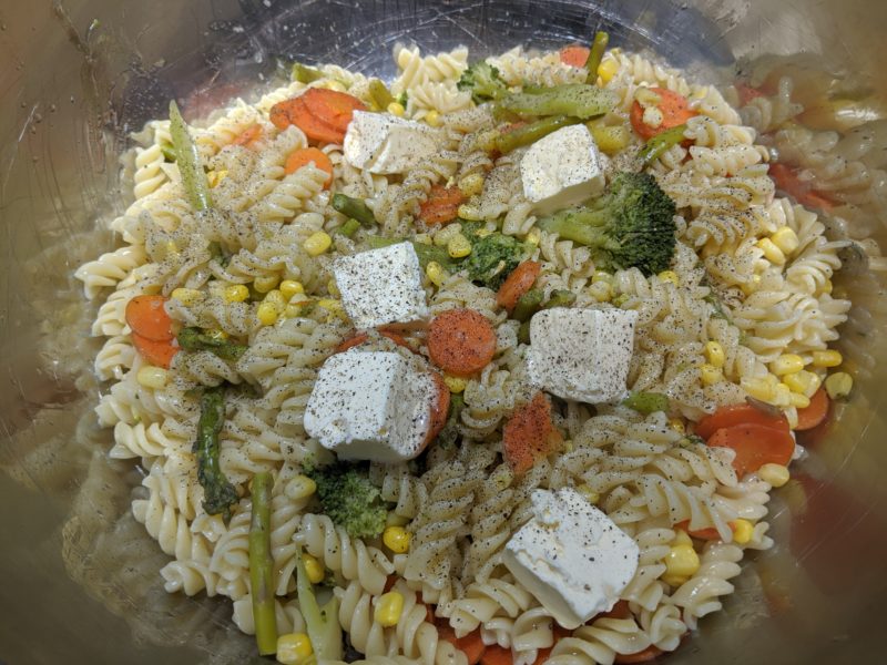 Pasta, Veggies & Cheese » RecipeCollage.com » September 15, 2025