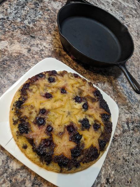 Starfruit & Blueberry upside down cake » RecipeCollage.com » September 15, 2025