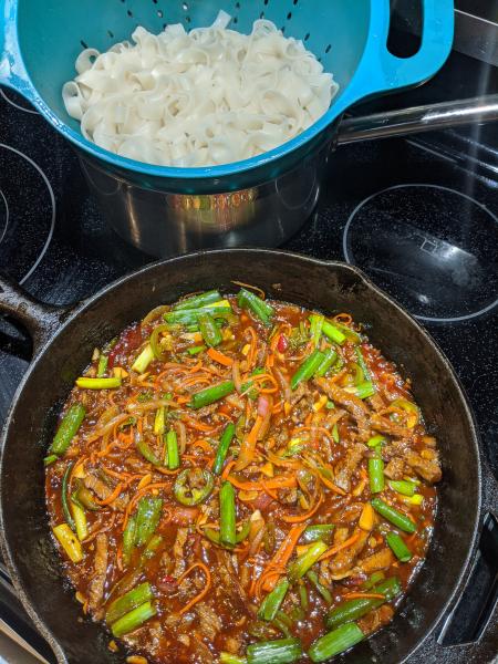 Beef Pad Thai » RecipeCollage.com » September 16, 2025