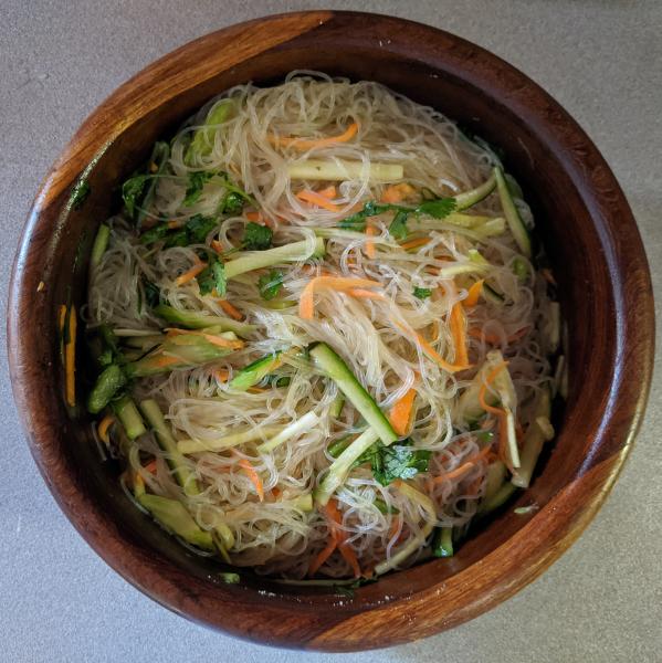 Glass Noodle Salad » RecipeCollage.com » September 16, 2025