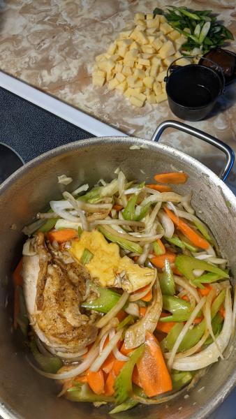 Coconut Chicken Soup » RecipeCollage.com » September 15, 2025