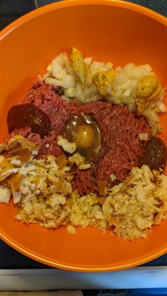 Salisbury Steak in a mushroom onion gravy » RecipeCollage.com » September 16, 2025