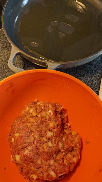 Salisbury Steak in a mushroom onion gravy » RecipeCollage.com » September 16, 2025