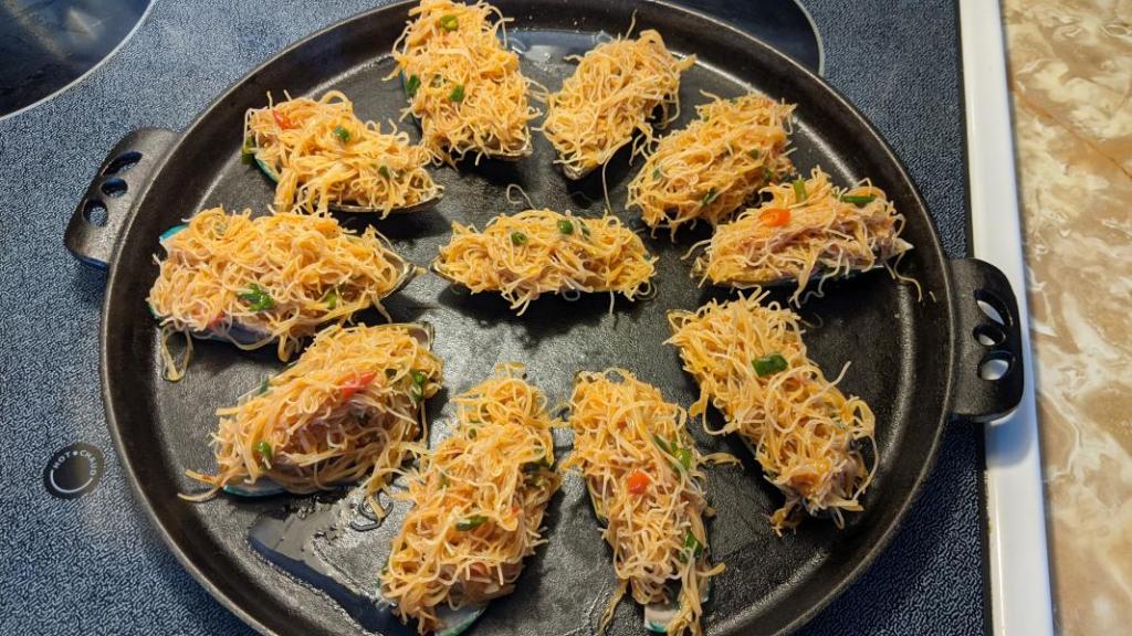 Baked Stuffed Mussels » RecipeCollage.com » September 15, 2025