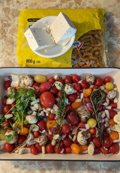 Tomatoes, Feta & Noodles » RecipeCollage.com » September 15, 2025