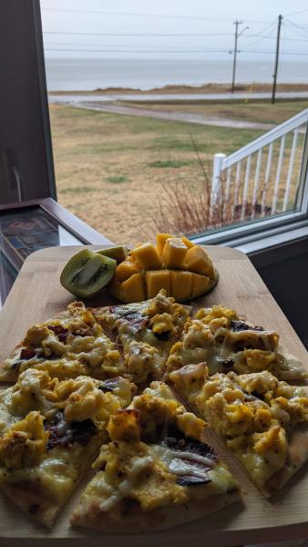 Breakfast Pizza » RecipeCollage.com » September 16, 2025